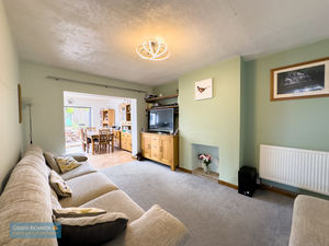 Sitting Room- click for photo gallery